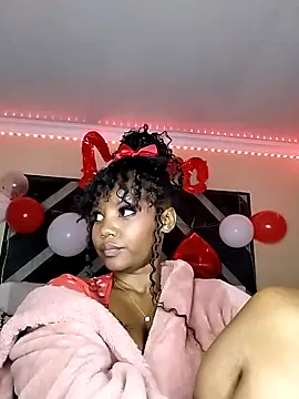 Snapshot of Spotty_Coochie chatting on 02.14.25 Spotty Coochie online show from 02.14.25