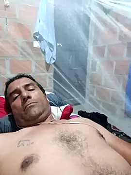 Snapshot of Janle_19c chatting on 01.13.25 Janle 19c online show from 01.13.25