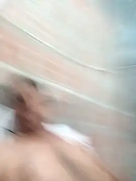 Snapshot of Janle_19c chatting on 01.24.25 Janle 19c online show from 01.24.25