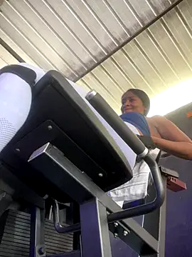 Berry Bans online show from 11.21.25