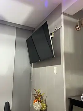 LARIANA RIVERA23 online show from 02.23.25