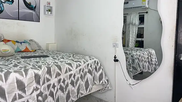 wendy alejo1712 online show from 09.18.25