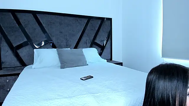 CandyMeyerss  online show from 12.18.24