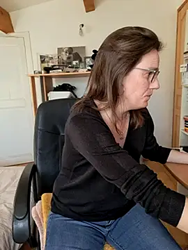 SpiceLea online show from 02.03.25