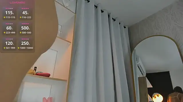 Snapshot of Angelbae- chatting on 03.14.25 Angelbae- online show from 03.14.25