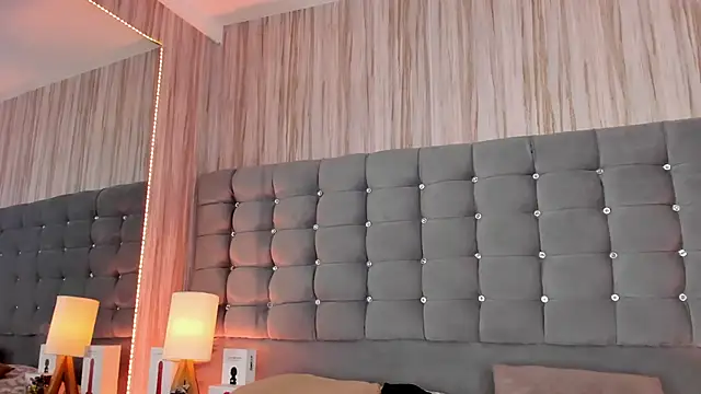 Snapshot of Poacahontasfg chatting on 02.04.25 Poacahontasfg online show from 02.04.25