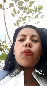 Snapshot of _andrea30 chatting on 01.24.25 andrea30 online show from 01.24.25