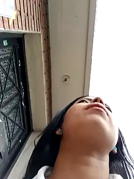 Snapshot of _andrea30 chatting on 02.11.25 andrea30 online show from 02.11.25