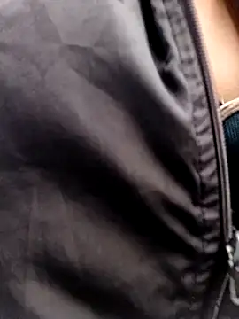 Snapshot of _andrea30 chatting on 02.12.25 andrea30 online show from 02.12.25