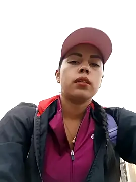 Snapshot of _andrea30 chatting on 02.25.25 andrea30 online show from 02.25.25