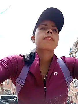 Snapshot of _andrea30 chatting on 03.18.25 andrea30 online show from 03.18.25