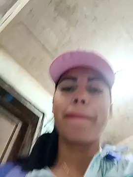 Snapshot of _andrea30 chatting on 03.22.25 andrea30 online show from 03.22.25