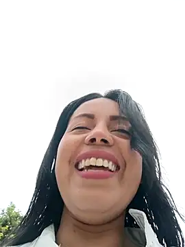 Snapshot of _andrea30 chatting on 10.08.25 andrea30 online show from 10.08.25