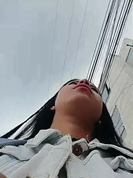 Snapshot of _andrea30 chatting on 10.21.25 andrea30 online show from 10.21.25