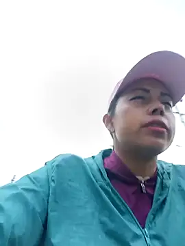 Snapshot of _andrea30 chatting on 11.15.25 andrea30 online show from 11.15.25