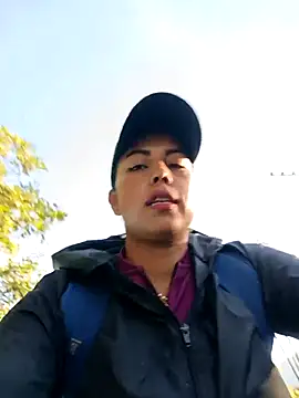 Snapshot of _andrea30 chatting on 11.22.25 andrea30 online show from 11.22.25