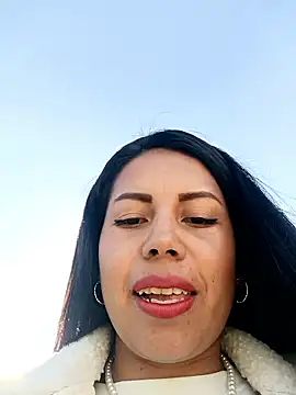 Snapshot of _andrea30 chatting on 11.25.25 andrea30 online show from 11.25.25