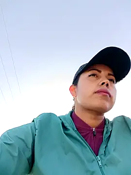 Snapshot of _andrea30 chatting on 11.29.25 andrea30 online show from 11.29.25