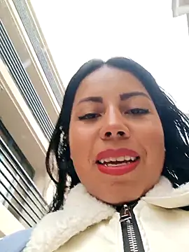 Snapshot of _andrea30 chatting on 12.01.25 andrea30 online show from 12.01.25