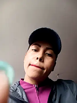  andrea30 online show from 04.19.26