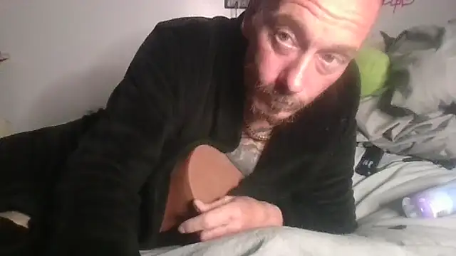 Snapshot of deepinnnnn chatting on 11.21.25 deepinnnnn online show from 11.21.25