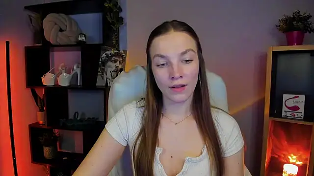 Snapshot of kenzie_x chatting on 02.03.25 kenzie x online show from 02.03.25