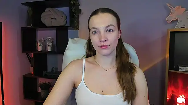 Snapshot of kenzie_x chatting on 02.25.25 kenzie x online show from 02.25.25