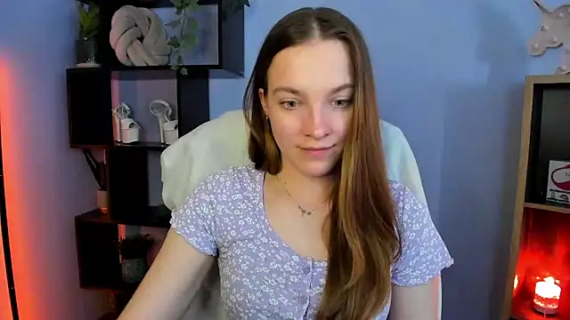 Snapshot of kenzie_x chatting on 03.07.25 kenzie x online show from 03.07.25