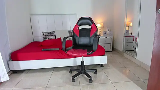 MarilynDavies online show from 12.29.24