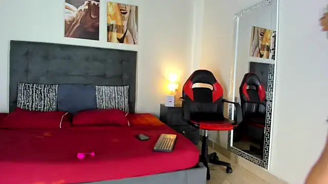 MarilynDavies online show from 02.08.25