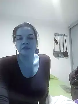 MarilynDavies online show from 02.23.25