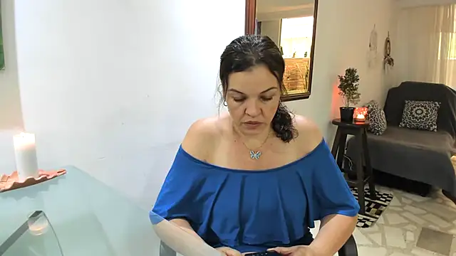 MarilynDavies online show from 10.16.25