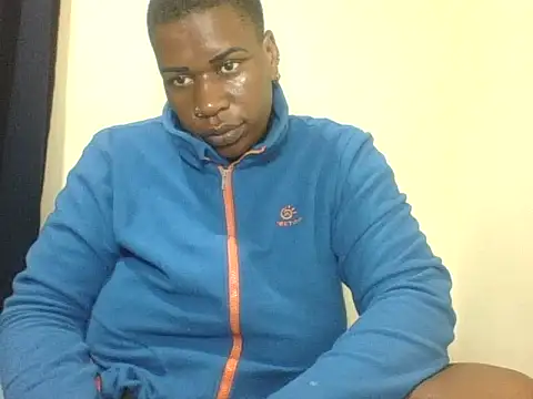 Snapshot of SexyTirries13 chatting on 10.05.25 SexyTirries13 online show from 10.05.25