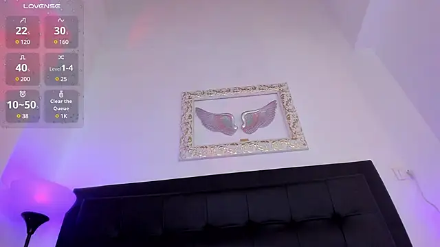 Mia 222 online show from 02.16.25