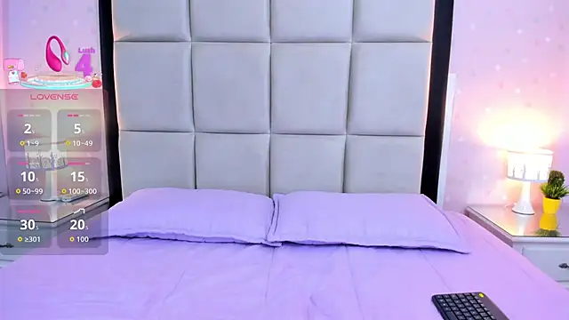 HannaClarrk  online show from 09.29.25