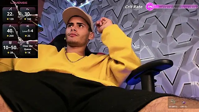 Snapshot of _white_fox_1 chatting on 11.17.25 white fox 1 online show from 11.17.25