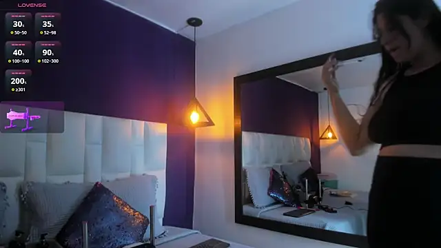 brithanyadams23 online show from 02.10.25