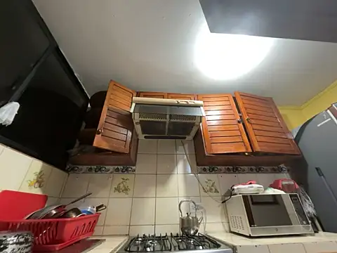 Snapshot of Noviostoxico chatting on 12.15.25 Noviostoxico online show from 12.15.25