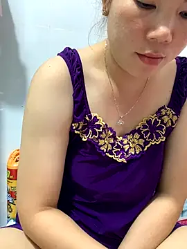 Baby-bigtits online show from 09.10.25