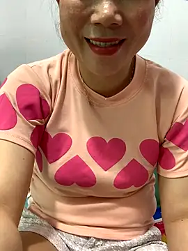 Baby-bigtits online show from 09.23.25