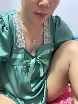 Baby-bigtits online show from 09.28.25