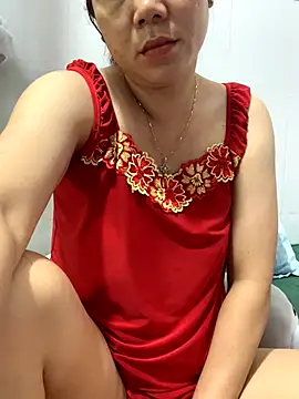 Baby-bigtits online show from 10.10.25