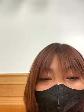 Snapshot of Hatachi_ne12 chatting on 10.30.25 Hatachi ne12 online show from 10.30.25