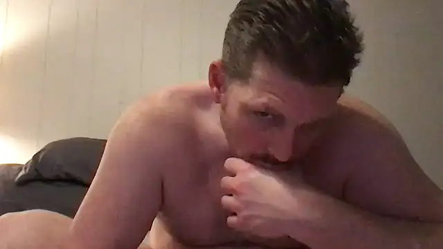 Snapshot of Rock_Pierce chatting on 09.21.25 Rock Pierce online show from 09.21.25