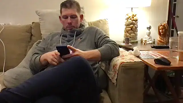 Snapshot of Rock_Pierce chatting on 10.22.25 Rock Pierce online show from 10.22.25