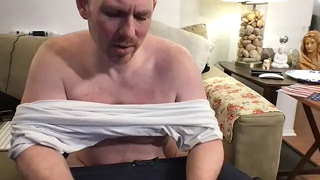 Snapshot of Rock_Pierce chatting on 11.05.25 Rock Pierce online show from 11.05.25