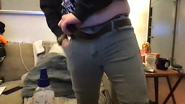 Snapshot of Rock_Pierce chatting on 11.21.25 Rock Pierce online show from 11.21.25