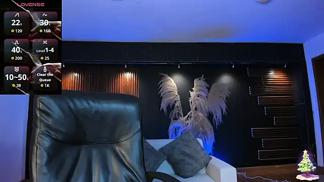 IsabellaaJoness online show from 12.18.25