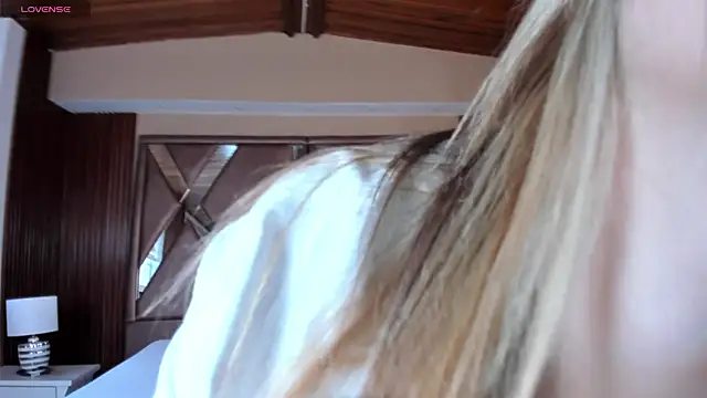 IsabellaaJoness online show from 01.16.26