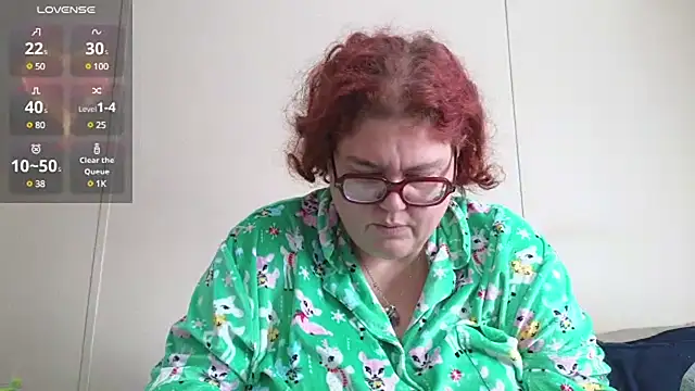 Snapshot of EmberCum chatting on 01.13.25 EmberCum online show from 01.13.25